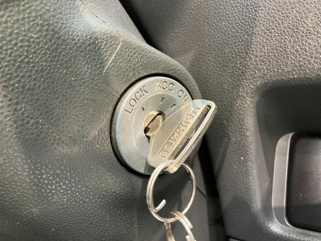 ハイゼットトラックローダンプ　５ＭＴ　４ＷＤ　デフロック　４枚リーフスプリングＡＭ／ＦＭラジオ　ドラレコ　ＥＴＣ　５速マニュアルミッション　パートタイム４ＷＤ　デフロック　４枚リーフスプリング　パワーウインドウ　電動ダンプ　マニュアルエアコン　マニュアルレベリング（滋賀県）の中古車