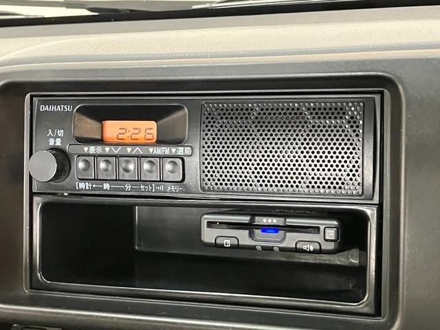 ハイゼットトラックローダンプ　５ＭＴ　４ＷＤ　デフロック　４枚リーフスプリングＡＭ／ＦＭラジオ　ドラレコ　ＥＴＣ　５速マニュアルミッション　パートタイム４ＷＤ　デフロック　４枚リーフスプリング　パワーウインドウ　電動ダンプ　マニュアルエアコン　マニュアルレベリング（滋賀県）の中古車