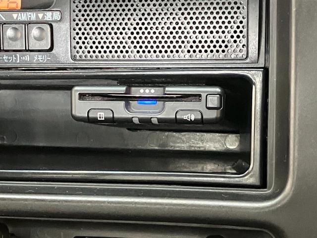 ハイゼットトラックローダンプ　５ＭＴ　４ＷＤ　デフロック　４枚リーフスプリングＡＭ／ＦＭラジオ　ドラレコ　ＥＴＣ　５速マニュアルミッション　パートタイム４ＷＤ　デフロック　４枚リーフスプリング　パワーウインドウ　電動ダンプ　マニュアルエアコン　マニュアルレベリング（滋賀県）の中古車