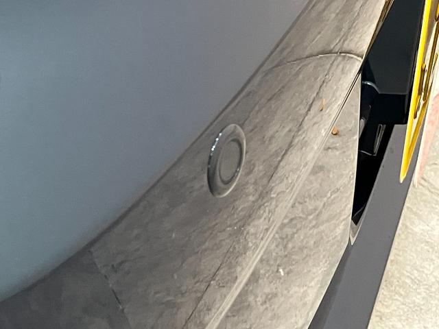 タントＸ　コーナーセンサー　シートヒーター　ＬＥＤ　届出済未使用車衝突被害軽減ブレーキ　コーナーセンサー　バックカメラ（ナビ装着時用）　左側電動スライドドア　前席シートヒーター　電動パーキングブレーキ　ＬＥＤ　オートライト　オートエアコン　スマートキー　エコアイドル（滋賀県）の中古車