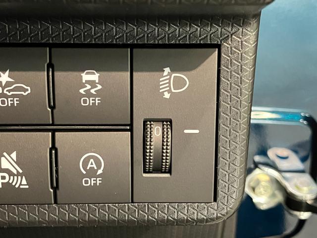 タントＸ　コーナーセンサー　シートヒーター　ＬＥＤ　届出済未使用車衝突被害軽減ブレーキ　コーナーセンサー　バックカメラ（ナビ装着時用）　左側電動スライドドア　前席シートヒーター　電動パーキングブレーキ　ＬＥＤ　オートライト　オートエアコン　スマートキー　エコアイドル（滋賀県）の中古車