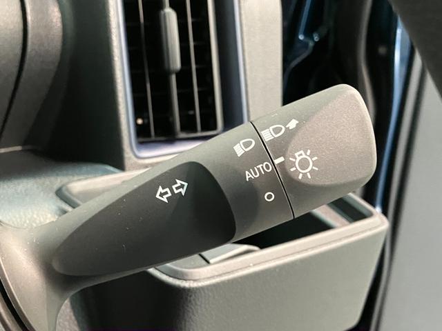 タントＸ　コーナーセンサー　シートヒーター　ＬＥＤ　届出済未使用車衝突被害軽減ブレーキ　コーナーセンサー　バックカメラ（ナビ装着時用）　左側電動スライドドア　前席シートヒーター　電動パーキングブレーキ　ＬＥＤ　オートライト　オートエアコン　スマートキー　エコアイドル（滋賀県）の中古車