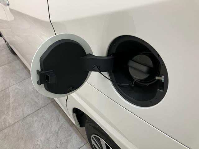 トールカスタムＧ　９型ディスプレイオーディオ　Ｂカメラ　クルコン衝突被害軽減ブレーキ　コーナーセンサー　９型ディスプレイオーディオ　フルセグ　Ｂｌｕｅｔｏｏｔｈ　ＵＳＢ　バックカメラ　両側電動スライドドア　ＬＥＤ　レーダークルーズコントロール　スマートキー（滋賀県）の中古車