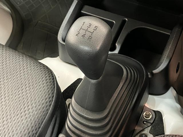 ハイゼットトラックスタンダード　５ＭＴ　パートタイム４ＷＤ　ＡＭ／ＦＭラジオパートタイム４ＷＤ　ＡＭ／ＦＭラジオ　マニュアルエアコン　マニュアルレベリング　５速マニュアルミッション　タイヤ４本新品交換済み（滋賀県）の中古車