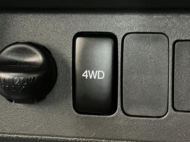 ハイゼットトラックスタンダード　５ＭＴ　パートタイム４ＷＤ　ＡＭ／ＦＭラジオパートタイム４ＷＤ　ＡＭ／ＦＭラジオ　マニュアルエアコン　マニュアルレベリング　５速マニュアルミッション　タイヤ４本新品交換済み（滋賀県）の中古車