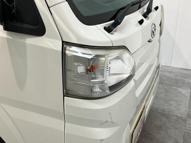 ハイゼットトラックスタンダード　５ＭＴ　パートタイム４ＷＤ　ＡＭ／ＦＭラジオパートタイム４ＷＤ　ＡＭ／ＦＭラジオ　マニュアルエアコン　マニュアルレベリング　５速マニュアルミッション　タイヤ４本新品交換済み（滋賀県）の中古車