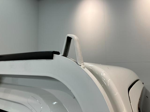 ハイゼットトラックスタンダード　５ＭＴ　パートタイム４ＷＤ　ＡＭ／ＦＭラジオパートタイム４ＷＤ　ＡＭ／ＦＭラジオ　マニュアルエアコン　マニュアルレベリング　５速マニュアルミッション　タイヤ４本新品交換済み（滋賀県）の中古車