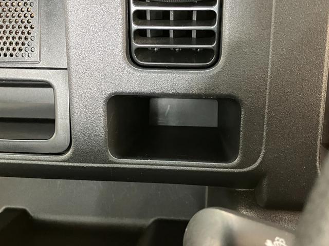 ハイゼットトラックスタンダード　５ＭＴ　パートタイム４ＷＤ　ＡＭ／ＦＭラジオパートタイム４ＷＤ　ＡＭ／ＦＭラジオ　マニュアルエアコン　マニュアルレベリング　５速マニュアルミッション　タイヤ４本新品交換済み（滋賀県）の中古車