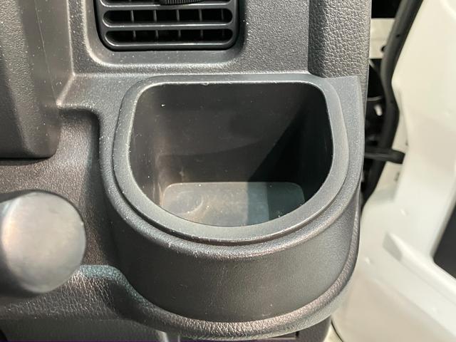 ハイゼットトラックスタンダード　５ＭＴ　パートタイム４ＷＤ　ＡＭ／ＦＭラジオパートタイム４ＷＤ　ＡＭ／ＦＭラジオ　マニュアルエアコン　マニュアルレベリング　５速マニュアルミッション　タイヤ４本新品交換済み（滋賀県）の中古車