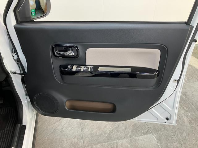 ミラトコットＧ　ＳＡ３　フルセグナビ　パノラマカメラ　ミニライトアルミ衝突被害軽減ブレーキ　コーナーセンサー　フルセグナビ　パノラマカメラ　前後ドラレコ　ＤＶＤ　Ｂｌｕｅｔｏｏｔｈ　ＵＳＢ　前席シートヒーター　ＬＥＤ　オートエアコン　スマートキー　タイヤ４本新品交換済み（滋賀県）の中古車