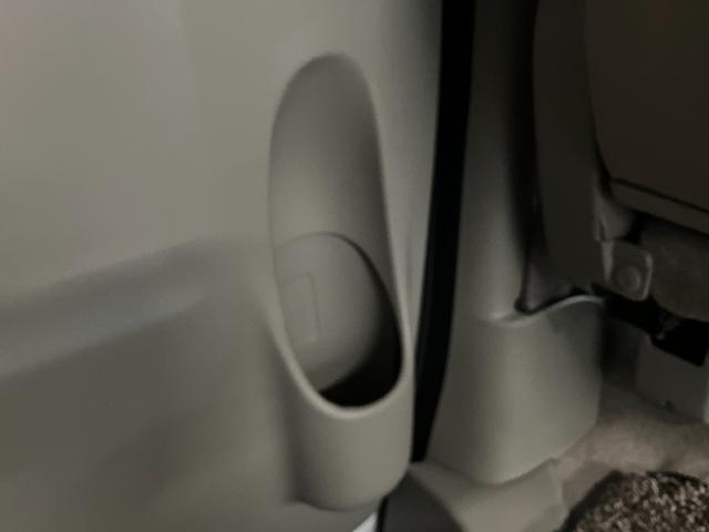 ＮＶ１００クリッパーリオＥ　４ＷＤ　ターボ　フルセグナビ　バックカメラ　ドラレコ衝突被害軽減ブレーキ　フルセグナビ　バックカメラ　ＤＶＤ再生　Ｂｌｕｅｔｏｏｔｈ　ドラレコ　ＥＴＣ　左側電動スライドドア　シートヒーター　ＨＩＤ　オートライト　オートエアコン　スマートキー　電格ミラー（滋賀県）の中古車