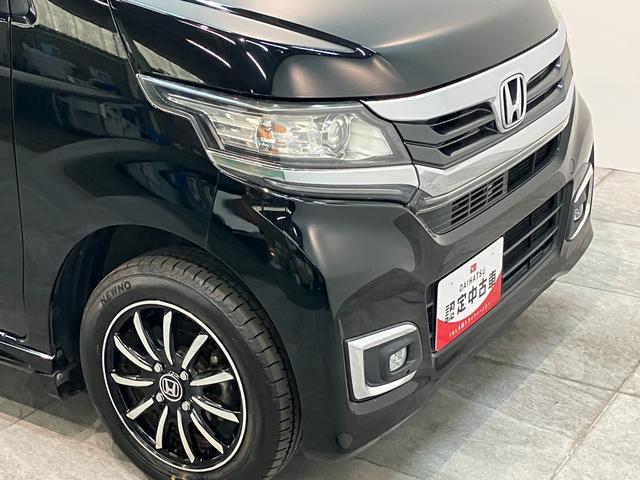 Ｎ−ＷＧＮカスタムＧ　４ＷＤ　ワンセグナビ　バックカメラ　ＨＩＤ　車検整備付ワンセグナビ　バックカメラ　ＤＶＤ再生　Ｂｌｕｅｔｏｏｔｈ　前後ドラレコ　ＥＴＣ　ＨＩＤ　オートライト　オートエアコン　シートヒーター　スマートキー　電格ミラー　フルタイム４ＷＤ　タイヤ４本新品交換済（滋賀県）の中古車
