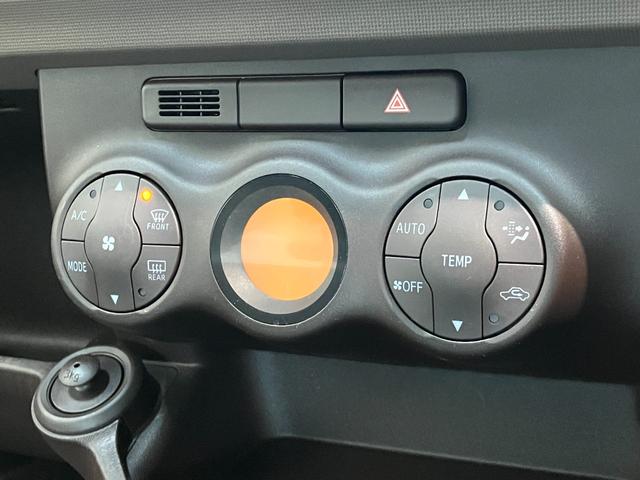 ブーンＣＬリミテッド　ナビ　バックカメラ　走行１万２千キロ弱フルセグナビ　バックカメラ　ＤＶＤ再生　Ｂｌｕｅｔｏｏｔｈ　ＵＳＢ　スマートキー　オートエアコン　電動格納式ミラー　マニュアルレベリング　エコアイドル（滋賀県）の中古車