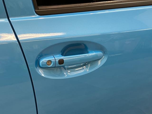 ブーンＣＬリミテッド　ナビ　バックカメラ　走行１万２千キロ弱フルセグナビ　バックカメラ　ＤＶＤ再生　Ｂｌｕｅｔｏｏｔｈ　ＵＳＢ　スマートキー　オートエアコン　電動格納式ミラー　マニュアルレベリング　エコアイドル（滋賀県）の中古車