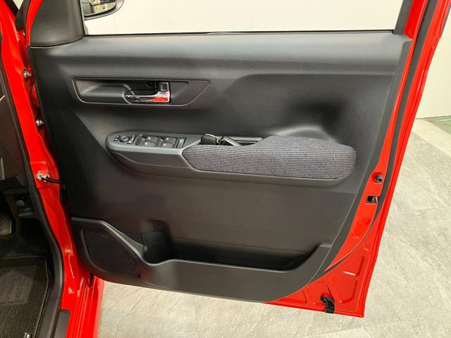 ムーヴＲＳ　フルセグナビ　バックカメラ　レーダークルコン衝突被害軽減ブレーキ　コーナーセンサー　フルセグナビ　バックカメラ　Ｂｌｕｅｔｏｏｔｈ　ＵＳＢ　ＤＶＤ　両側電動スライドドア　ＬＥＤ　レーダークルーズコントロール　オートエアコン　エコアイドル（滋賀県）の中古車