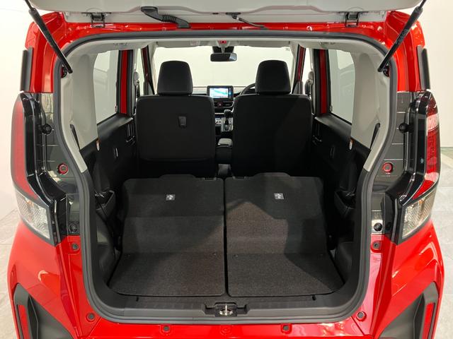 ムーヴＲＳ　フルセグナビ　バックカメラ　レーダークルコン衝突被害軽減ブレーキ　コーナーセンサー　フルセグナビ　バックカメラ　Ｂｌｕｅｔｏｏｔｈ　ＵＳＢ　ＤＶＤ　両側電動スライドドア　ＬＥＤ　レーダークルーズコントロール　オートエアコン　エコアイドル（滋賀県）の中古車