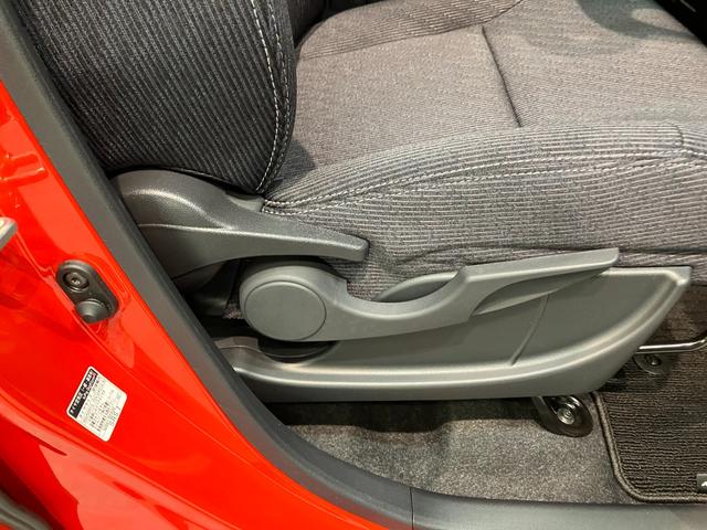 ムーヴＲＳ　フルセグナビ　バックカメラ　レーダークルコン衝突被害軽減ブレーキ　コーナーセンサー　フルセグナビ　バックカメラ　Ｂｌｕｅｔｏｏｔｈ　ＵＳＢ　ＤＶＤ　両側電動スライドドア　ＬＥＤ　レーダークルーズコントロール　オートエアコン　エコアイドル（滋賀県）の中古車