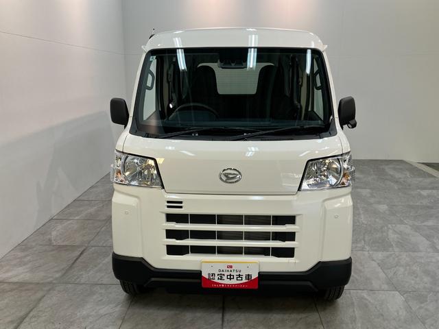 ハイゼットカーゴＤＸ　４ＷＤ　キーレス　パワーウインドウ　走行２千キロ台衝突被害軽減ブレーキ　スマアシ　コーナーセンサー　前席パワーウインドウ　ＡＭ／ＦＭステレオ　両側スライドドア　パートタイム４ＷＤ　オートライト　マニュアルレベリング（滋賀県）の中古車