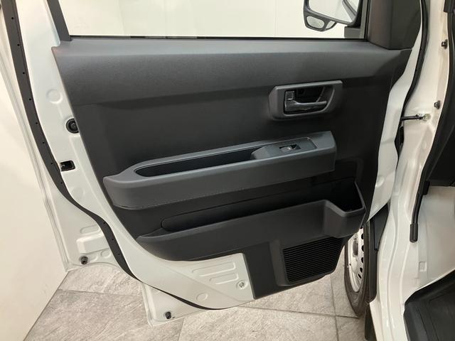 ハイゼットカーゴＤＸ　４ＷＤ　キーレス　パワーウインドウ　走行２千キロ台衝突被害軽減ブレーキ　スマアシ　コーナーセンサー　前席パワーウインドウ　ＡＭ／ＦＭステレオ　両側スライドドア　パートタイム４ＷＤ　オートライト　マニュアルレベリング（滋賀県）の中古車