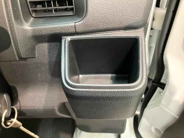 ハイゼットカーゴＤＸ　４ＷＤ　キーレス　パワーウインドウ　走行２千キロ台衝突被害軽減ブレーキ　スマアシ　コーナーセンサー　前席パワーウインドウ　ＡＭ／ＦＭステレオ　両側スライドドア　パートタイム４ＷＤ　オートライト　マニュアルレベリング（滋賀県）の中古車