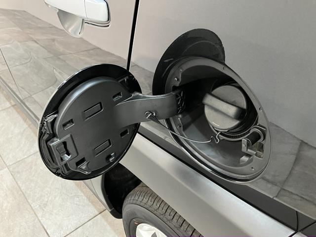 タフトＧ　前席シートヒーター　クルーズコントロール　届出済未使用車衝突被害軽減ブレーキ　コーナーセンサー　バックカメラ（ナビ装着時用）　前席シートヒーター　電動パーキング　ＬＥＤ　オートライト　オートエアコン　スマートキー　レーダークルーズコントロール（滋賀県）の中古車