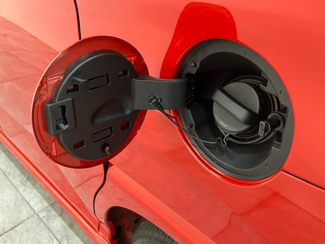 ムーヴＧ　コーナーセンサー　左側電動スライドドア　届出済未使用車衝突被害軽減ブレーキ　コーナーセンサー　バックカメラ（ナビ装着時用）　左側電動スライドドア　ＬＥＤヘッドライト　オートライト　オートエアコン　電動パーキングブレーキ　スマートキー　エコアイドル（滋賀県）の中古車