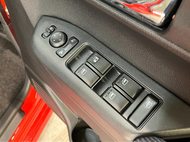 ムーヴＧ　コーナーセンサー　左側電動スライドドア　届出済未使用車衝突被害軽減ブレーキ　コーナーセンサー　バックカメラ（ナビ装着時用）　左側電動スライドドア　ＬＥＤヘッドライト　オートライト　オートエアコン　電動パーキングブレーキ　スマートキー　エコアイドル（滋賀県）の中古車