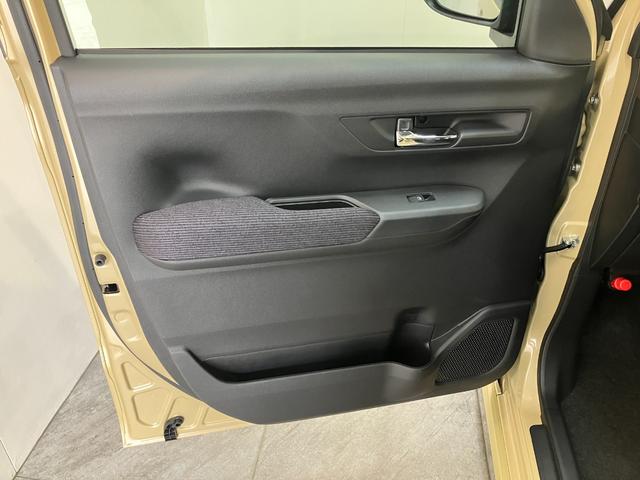 ムーヴＧ　コーナーセンサー　左側電動スライドドア　届出済未使用車衝突被害軽減ブレーキ　コーナーセンサー　バックカメラ（ナビ装着時用）　左側電動スライドドア　ＬＥＤヘッドライト　オートライト　オートエアコン　電動パーキングブレーキ　スマートキー　エコアイドル（滋賀県）の中古車