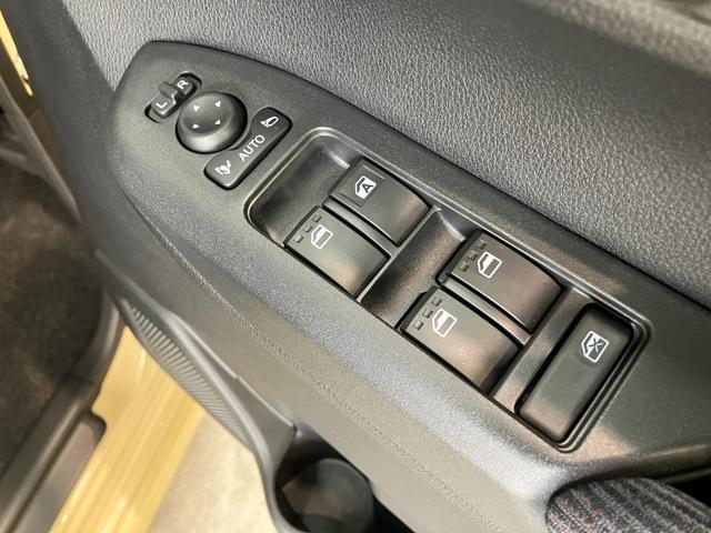 ムーヴＧ　コーナーセンサー　左側電動スライドドア　届出済未使用車衝突被害軽減ブレーキ　コーナーセンサー　バックカメラ（ナビ装着時用）　左側電動スライドドア　ＬＥＤヘッドライト　オートライト　オートエアコン　電動パーキングブレーキ　スマートキー　エコアイドル（滋賀県）の中古車