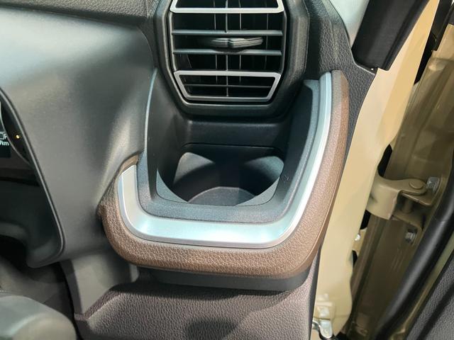 ムーヴＧ　コーナーセンサー　左側電動スライドドア　届出済未使用車衝突被害軽減ブレーキ　コーナーセンサー　バックカメラ（ナビ装着時用）　左側電動スライドドア　ＬＥＤヘッドライト　オートライト　オートエアコン　電動パーキングブレーキ　スマートキー　エコアイドル（滋賀県）の中古車