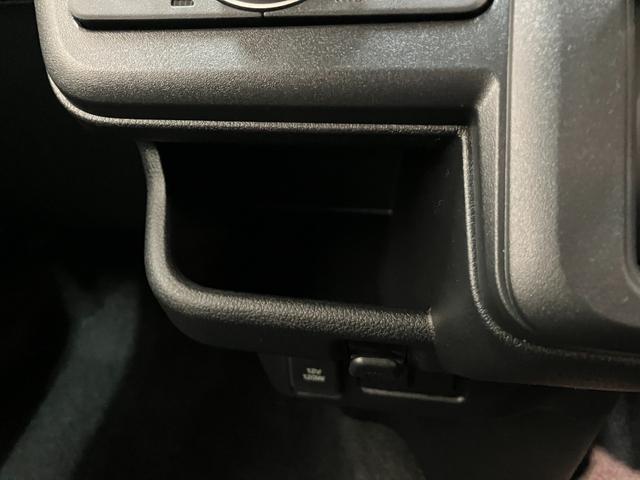 ムーヴＧ　９型ディスプレイオーディオ　駐車支援　届出済未使用車衝突被害軽減ブレーキ　コーナーセンサー　９型ディスプレイオーディオ　フルセグ　パノラマカメラ　Ｂｌｕｅｔｏｏｔｈ　ＵＳＢ　左側電動スライドドア　ＬＥＤ　ワイヤレス充電器　パーキングアシスト（滋賀県）の中古車