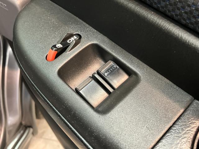 バモスホビオＧ　ＣＤステレオ　ＥＴＣ　前席パワーウインドウ　キーレスＣＤステレオ　ＥＴＣ車載器　両側スライドドア　マニュアルエアコン　マニュアルレベリング　キーレスエントリー　前席パワーウインドウ　タイヤ４本新品交換済み（滋賀県）の中古車