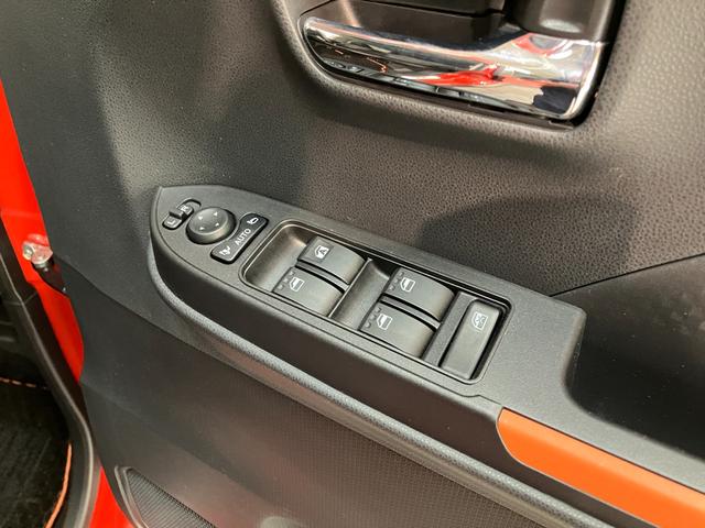 タントファンクロスターボ フルセグナビ Pカメラ レーダークルコン衝突被害軽減ブレーキ コーナーセンサー フルセグナビ Bluetooth DVD USB パノラマカメラ ETC 両側電動スライドドア 前席シートヒーター レーダークルコン LED オートライト(滋賀県)の中古車