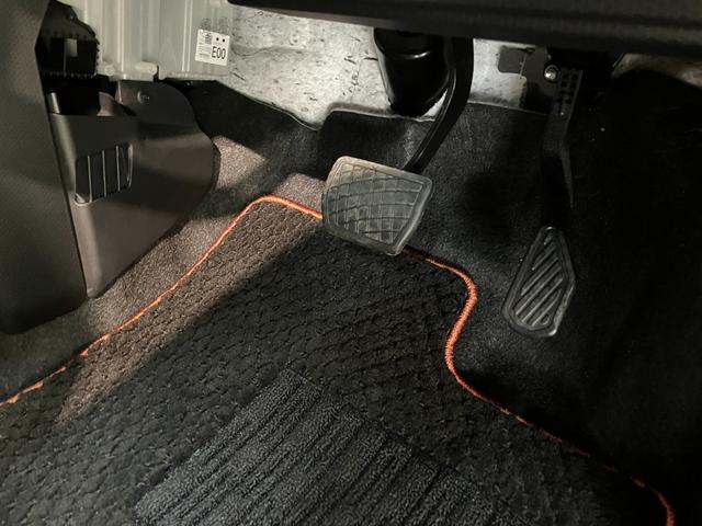 タントファンクロスターボ フルセグナビ Pカメラ レーダークルコン衝突被害軽減ブレーキ コーナーセンサー フルセグナビ Bluetooth DVD USB パノラマカメラ ETC 両側電動スライドドア 前席シートヒーター レーダークルコン LED オートライト(滋賀県)の中古車