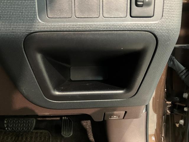 ポルテＦ　ナビ　バックカメラ　スマートキー　走行２万９千キロ台ワンセグナビ　バックカメラ　Ｂｌｕｅｔｏｏｔｈ　スマートキー　電動格納式ミラー　左側電動スライドドア　マニュアルレベリング（滋賀県）の中古車