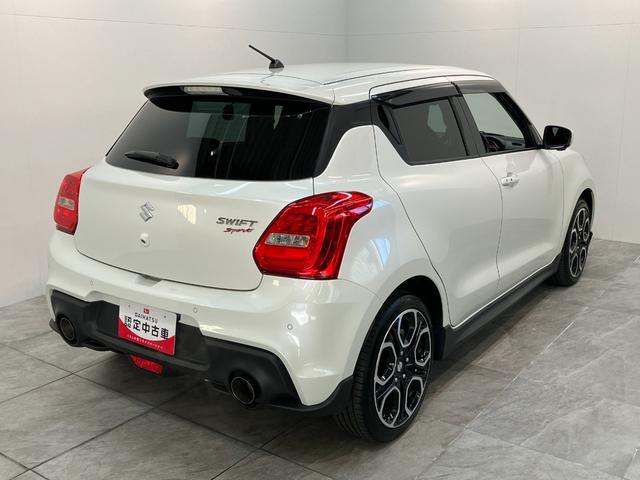 スイフトスポーツベースグレード　ターボ　６ＭＴ　８型ナビ　パノラマカメラ衝突被害軽減ブレーキ　６ＭＴ車　８型フルセグナビ　パノラマカメラ　ＤＶＤ　Ｂｌｕｅｔｏｏｔｈ　ＵＳＢ　ＥＴＣ２．０　前後ドラレコ　レーダ−クルーズコントロール　シートヒーター　コーナーセンサー　ＬＥＤ（滋賀県）の中古車