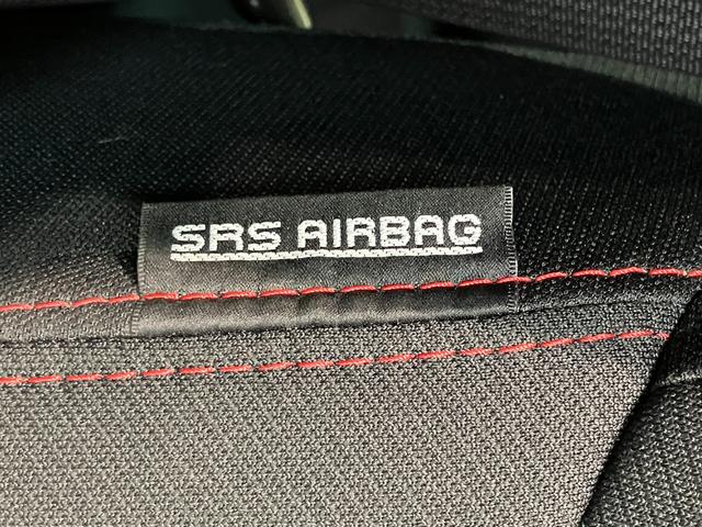 スイフトスポーツベースグレード　ターボ　６ＭＴ　８型ナビ　パノラマカメラ衝突被害軽減ブレーキ　６ＭＴ車　８型フルセグナビ　パノラマカメラ　ＤＶＤ　Ｂｌｕｅｔｏｏｔｈ　ＵＳＢ　ＥＴＣ２．０　前後ドラレコ　レーダ−クルーズコントロール　シートヒーター　コーナーセンサー　ＬＥＤ（滋賀県）の中古車