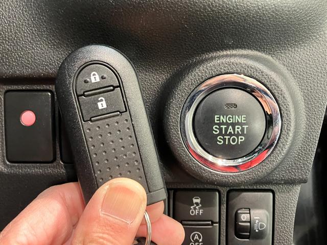 キャストスポーツＳＡ３　８型ナビ　バックカメラ　ドラレコ　車検整備付衝突被害軽減ブレーキ　スマアシ３　８型フルセグナビ　バックカメラ　ＤＶＤ再生　Ｂｌｕｅｔｏｏｔｈ　ＵＳＢ　ドラレコ　ＥＴＣ　シートヒーター　パドルシフト　オートライト　オートエアコン　スマートキー（滋賀県）の中古車