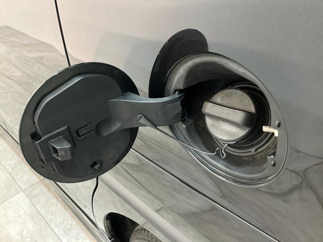 タントカスタムＸトップエディションＳＡ３　フルセグナビ　Ｂカメラ衝突被害軽減ブレーキ　フルセグナビ　Ｂｌｕｅｔｏｏｔｈ　ＤＶＤ再生　バックカメラ　ＥＴＣ　左側電動スライドドア　運転席シートヒーター　ＬＥＤ　オートライト　オートエアコン　スマートキー　エコアイドル（滋賀県）の中古車