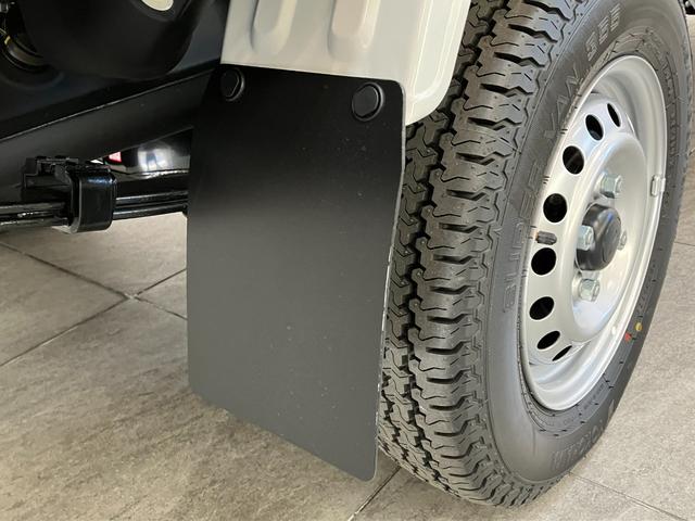 ハイゼットトラックスタンダード　４ＷＤ　ＣＶＴ　届出済未使用車衝突被害軽減ブレーキ　コーナーセンサー　パートタイム４ＷＤ　ＡＭ／ＦＭラジオ　マニュアルエアコン　マニュアルレベリング　オートライト（滋賀県）の中古車