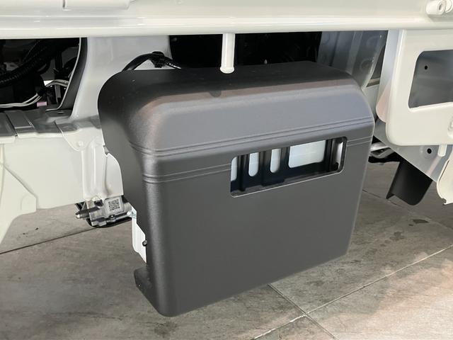 ハイゼットトラックスタンダード　４ＷＤ　ＣＶＴ　届出済未使用車衝突被害軽減ブレーキ　コーナーセンサー　パートタイム４ＷＤ　ＡＭ／ＦＭラジオ　マニュアルエアコン　マニュアルレベリング　オートライト（滋賀県）の中古車