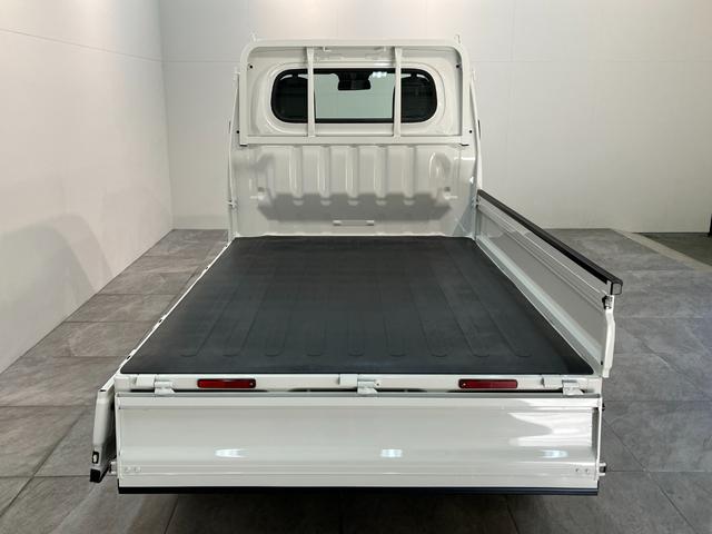 ハイゼットトラックスタンダード　４ＷＤ　ＣＶＴ　届出済未使用車衝突被害軽減ブレーキ　コーナーセンサー　パートタイム４ＷＤ　ＡＭ／ＦＭラジオ　マニュアルエアコン　マニュアルレベリング　オートライト（滋賀県）の中古車