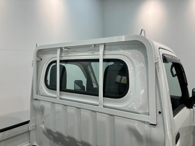 ハイゼットトラックスタンダード　４ＷＤ　ＣＶＴ　届出済未使用車衝突被害軽減ブレーキ　コーナーセンサー　パートタイム４ＷＤ　ＡＭ／ＦＭラジオ　マニュアルエアコン　マニュアルレベリング　オートライト（滋賀県）の中古車