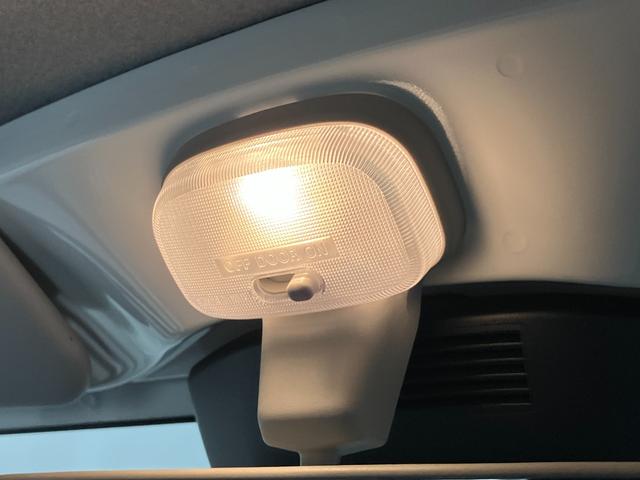 ハイゼットトラックスタンダード　４ＷＤ　ＣＶＴ　届出済未使用車衝突被害軽減ブレーキ　コーナーセンサー　パートタイム４ＷＤ　ＡＭ／ＦＭラジオ　マニュアルエアコン　マニュアルレベリング　オートライト（滋賀県）の中古車