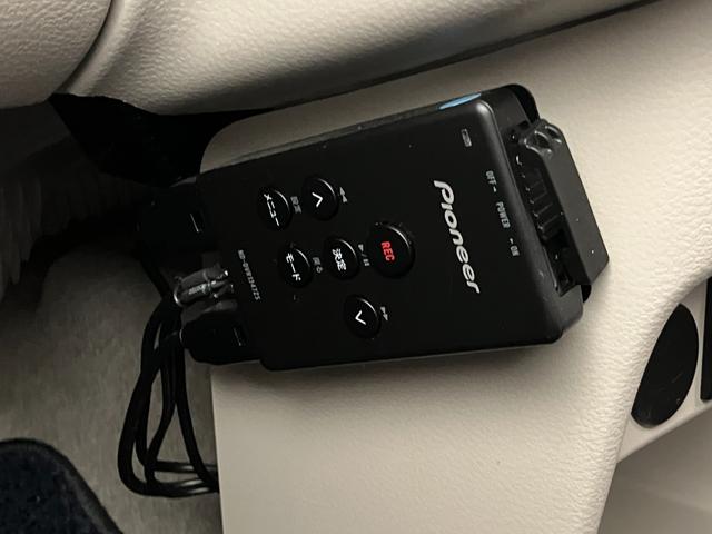 アルトラパンモード 8型ナビ バックカメラ ドラレコ 前席シートヒーター衝突被害軽減ブレーキ 8型フルセグナビ バックカメラ DVD Bluetooth USB ドラレコ 前席シートヒーター オートエアコン オートライト スマートキー タイヤ4本新品交換済み(滋賀県)の中古車