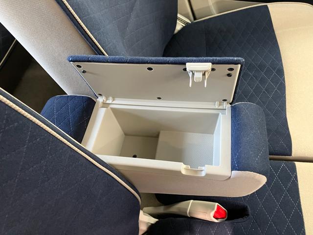 アルトラパンモード 8型ナビ バックカメラ ドラレコ 前席シートヒーター衝突被害軽減ブレーキ 8型フルセグナビ バックカメラ DVD Bluetooth USB ドラレコ 前席シートヒーター オートエアコン オートライト スマートキー タイヤ4本新品交換済み(滋賀県)の中古車