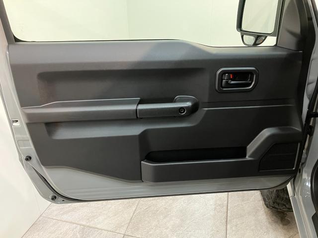 ジムニーXL 5MT JAOS1.5UP Linksマフ ヒッチ付JAOS BATTLEZリフトアップキット1.5インチUP Linksマフラー ジオランダーX−MT ヒッチメンバー&7ピン電源 ディスプレイオーディオ Bluetooth ドラレコ ETC Bカメラ(滋賀県)の中古車