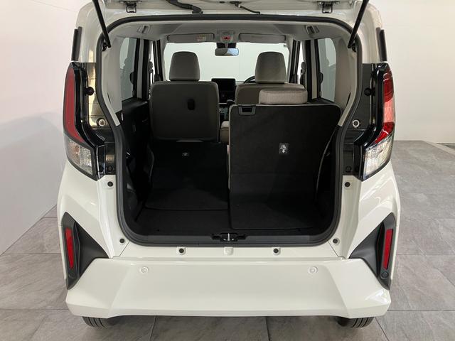 ムーヴＸ　コーナーセンサー　左側電動スライドドア　スマートキー衝突被害軽減ブレーキ　コーナーセンサー　バックカメラ（ナビ装着時用）　左側電動スライドドア　ＬＥＤヘッドライト　オートライト　オートエアコン　電動パーキングブレーキ　スマートキー　エコアイドル（滋賀県）の中古車