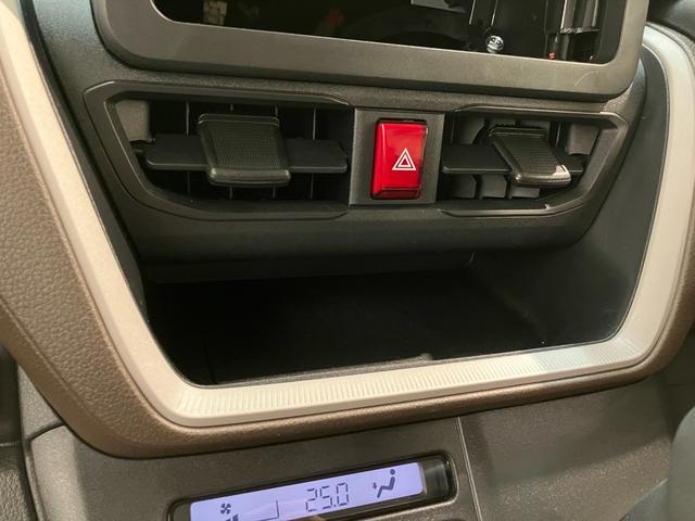 ムーヴＸ　コーナーセンサー　左側電動スライドドア　スマートキー衝突被害軽減ブレーキ　コーナーセンサー　バックカメラ（ナビ装着時用）　左側電動スライドドア　ＬＥＤヘッドライト　オートライト　オートエアコン　電動パーキングブレーキ　スマートキー　エコアイドル（滋賀県）の中古車