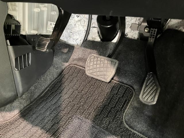 ムーヴＸ　コーナーセンサー　左側電動スライドドア　スマートキー衝突被害軽減ブレーキ　コーナーセンサー　バックカメラ（ナビ装着時用）　左側電動スライドドア　ＬＥＤヘッドライト　オートライト　オートエアコン　電動パーキングブレーキ　スマートキー　エコアイドル（滋賀県）の中古車